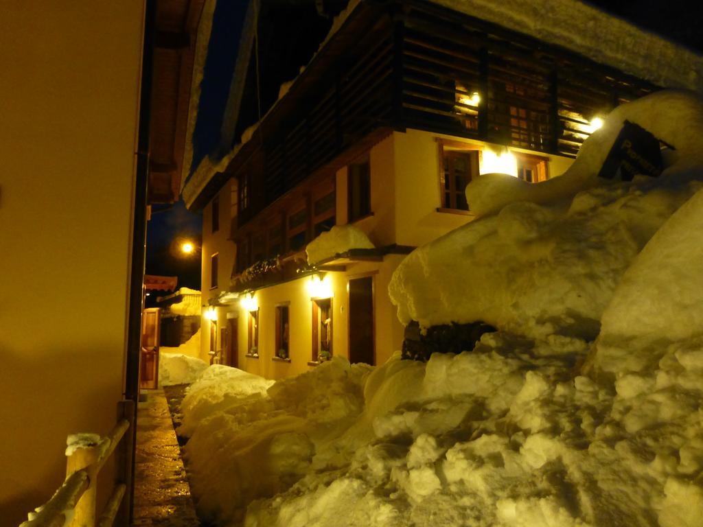 Casa Walser Hotel Riva Valdobbia Exterior foto